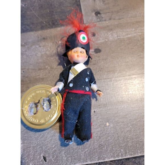 Vintage Ricardo Di Roma Italian Swiss General Uniform‎ sleep eyes doll figure AS - Picture 2 of 3